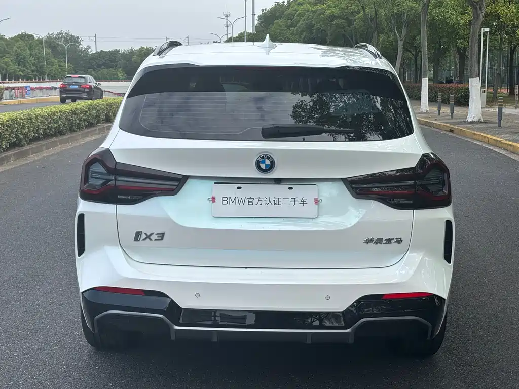 BMW BMW iX3 2024 Leading Edition 2024 - thumbnail 5
