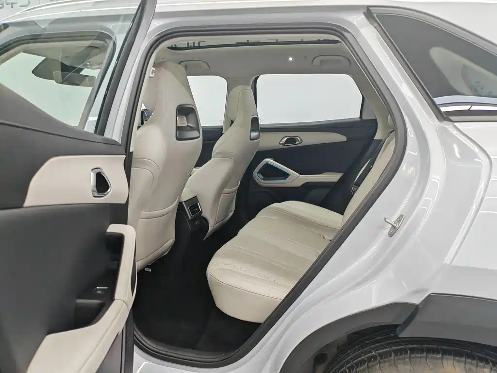 BYD Yuan UP 2025 Smart Driving Edition 401KM Excellence 2025 - thumbnail 11