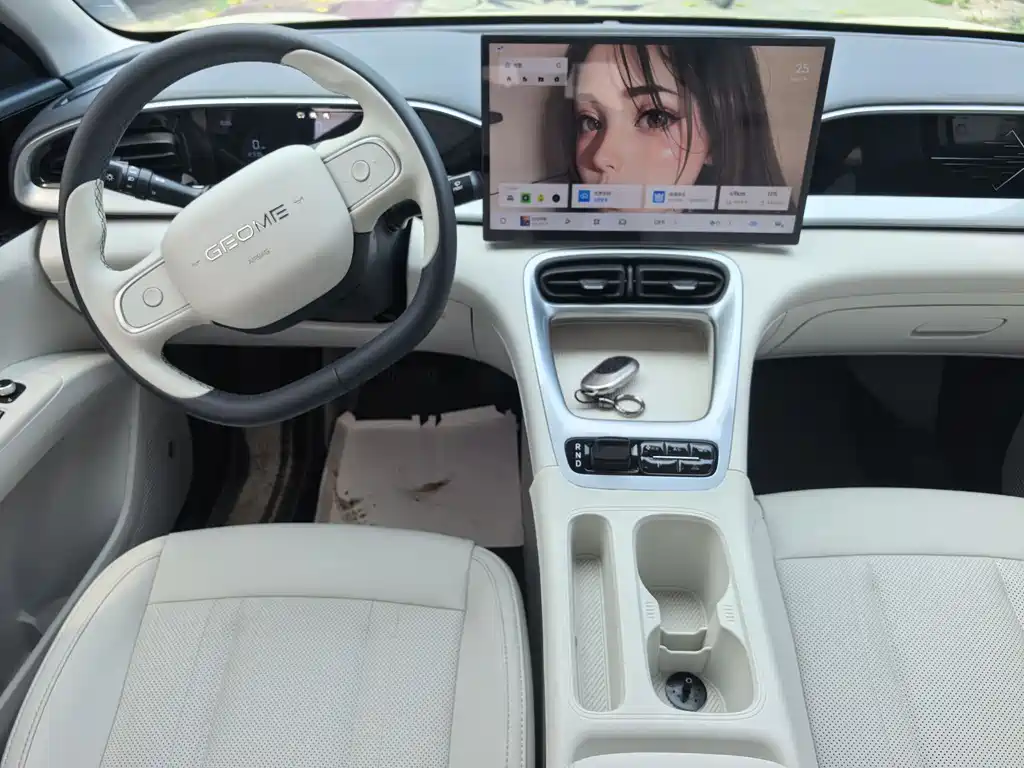 Geely Galaxy Xingyuan 2025 UP 410km Explorer Edition 2025 - thumbnail 5