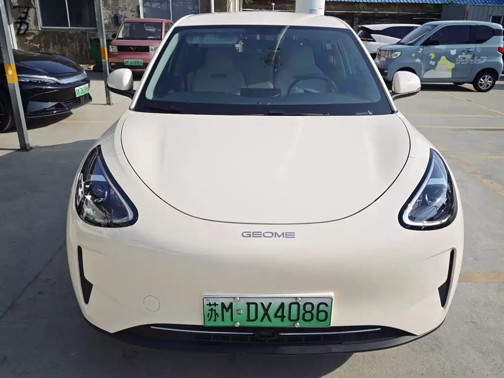 Geely Galaxy Geely Xingyuan 2025 410km Freedom Edition 2025 - thumbnail 2