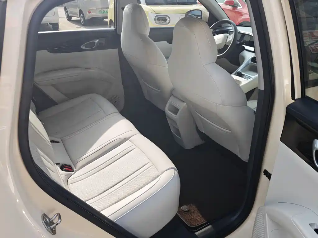 Geely Galaxy Geely Xingyuan 2025 410km Freedom Edition 2025 - thumbnail 5