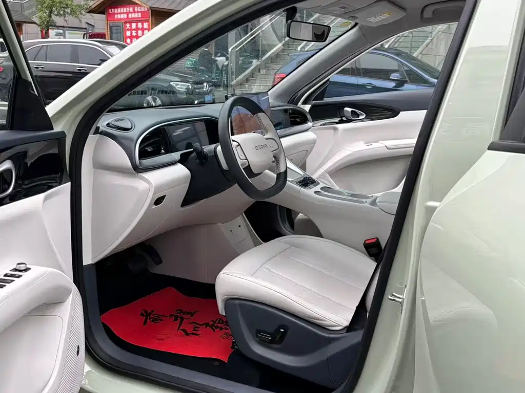 Geely Galaxy Xingyuan 2025 UP 410km Explorer Edition 2024 - thumbnail 4