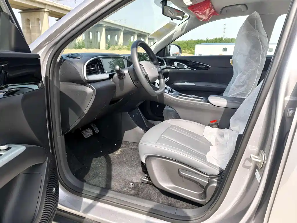 Geely Galaxy Xingyuan 2026 410km Freedom Edition 2026 - thumbnail 10