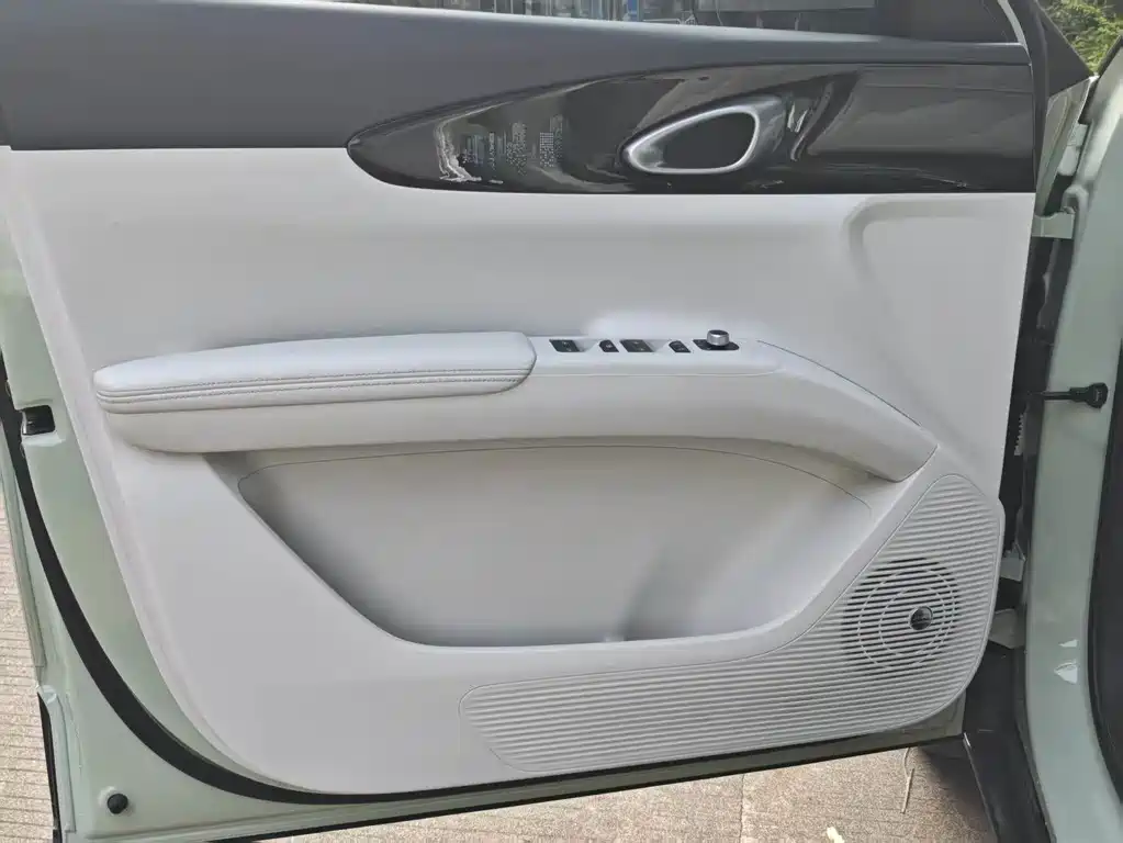 Geely Galaxy Xingyuan 2025 UP 410km Exploration+ Edition 2024 - thumbnail 11