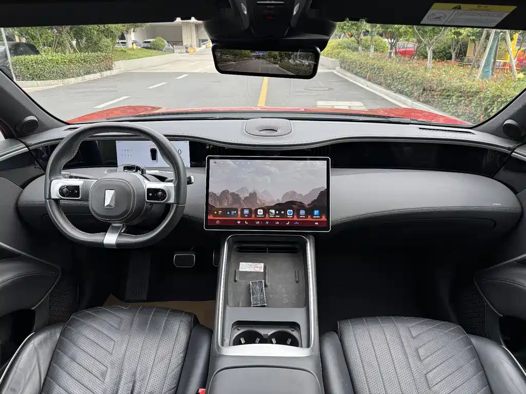 Avatr Avatr 11 2022 Ultra Long Range Dual Motor Luxury Edition 5-Seater 2023 - thumbnail 9