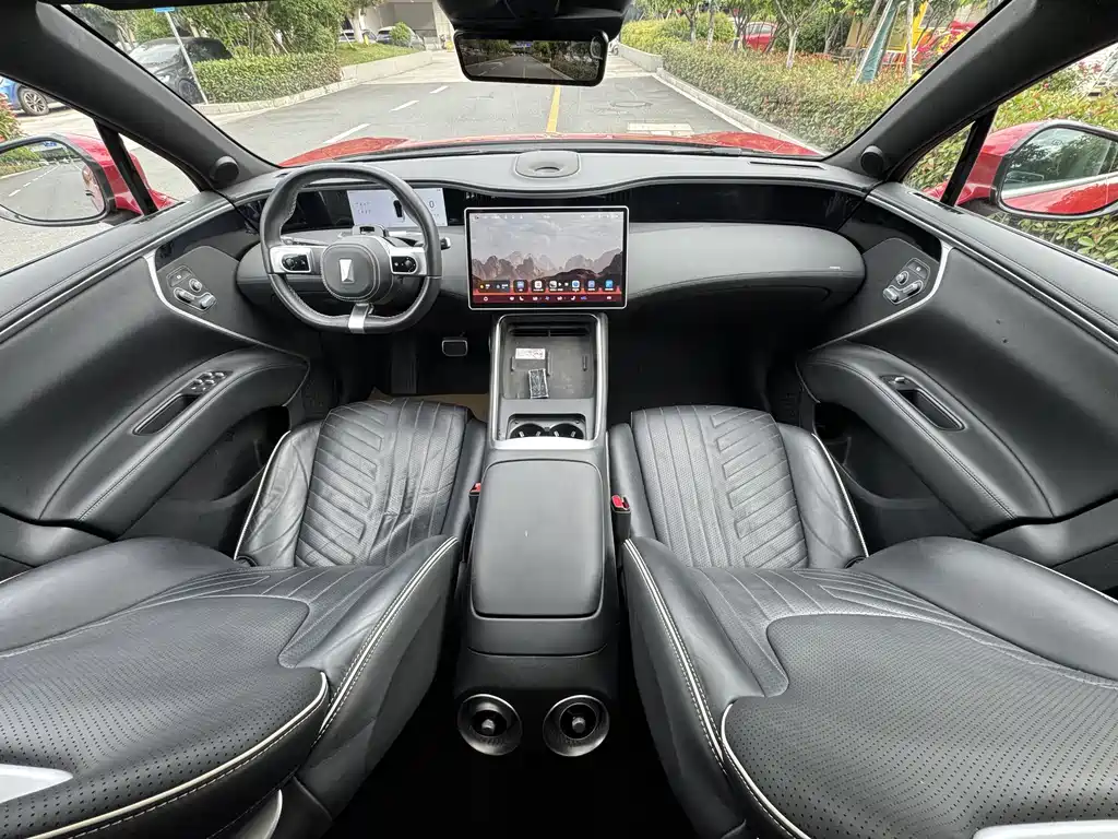Avatr Avatr 11 2022 Ultra Long Range Dual Motor Luxury Edition 5-Seater 2023 - thumbnail 11