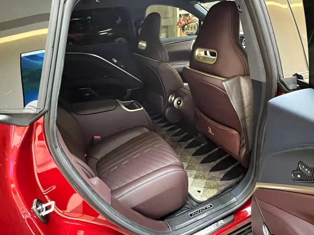 Avita Avatr 11 2022 Long Range Dual Motor Luxury Edition 4-seat 2023 - thumbnail 8