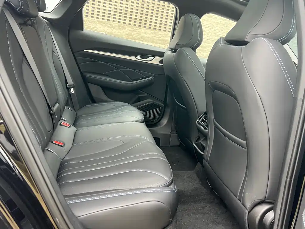 Geely Auto Geely Preface 2026 Dongfang Yao 1.5TD Jinghong Edition 2025 - thumbnail 11