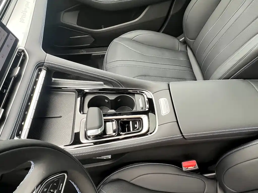Geely Auto Geely Preface 2026 Dongfang Yao 1.5TD Jinghong Edition 2025 - thumbnail 15
