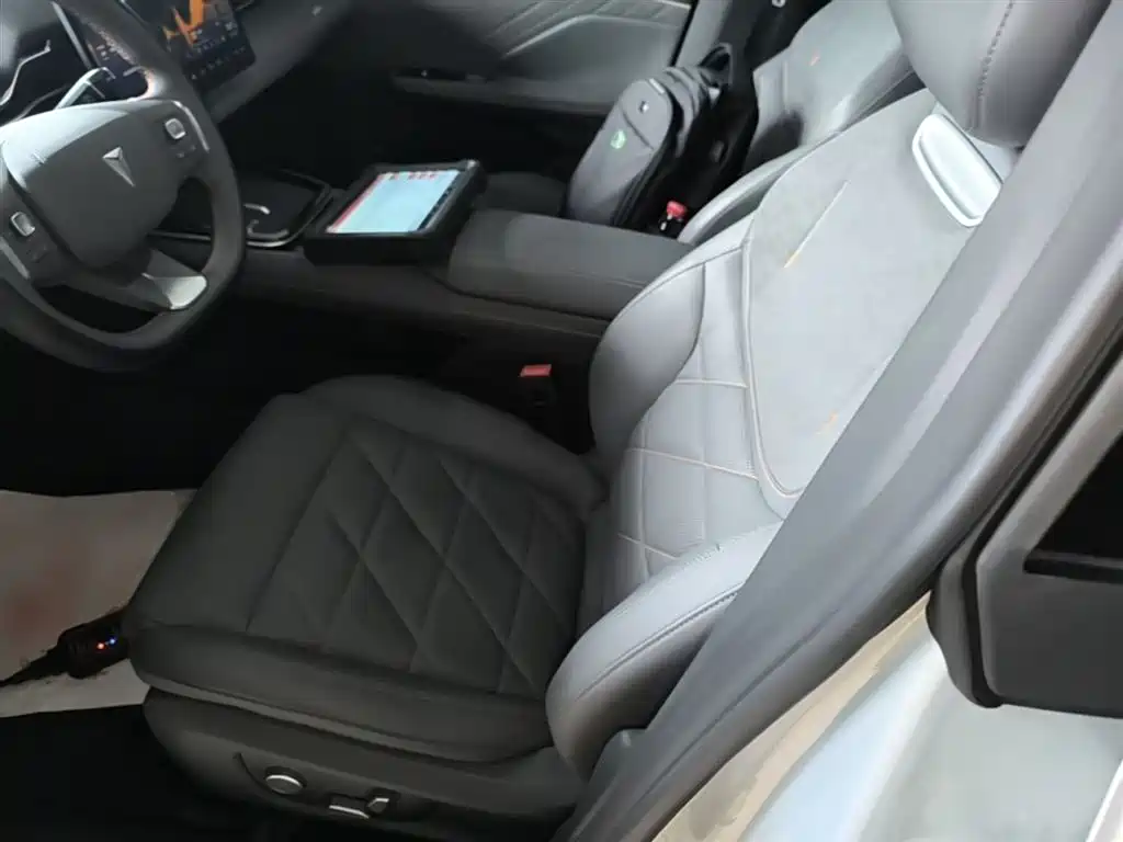 Deepal Auto Deepal S05 2024 200Max EREV Long Range Edition 2024 - thumbnail 15
