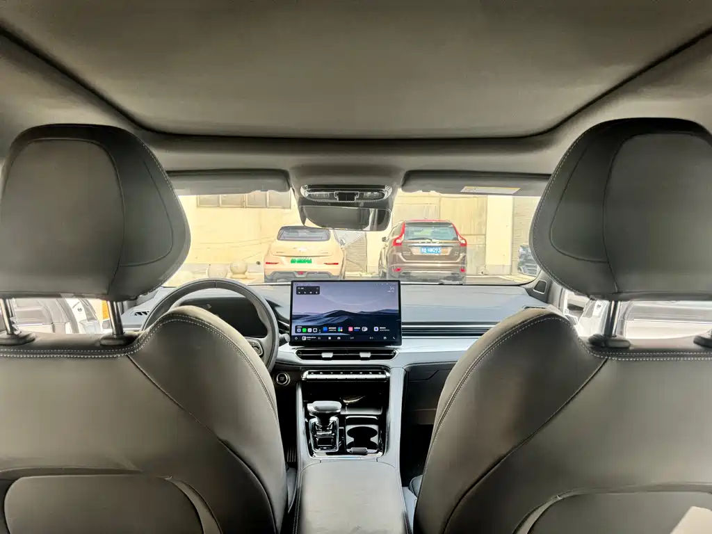 Geely Auto Preface 2026 Oriental Shine 1.5TD Kunlun Edition 2025 - thumbnail 5