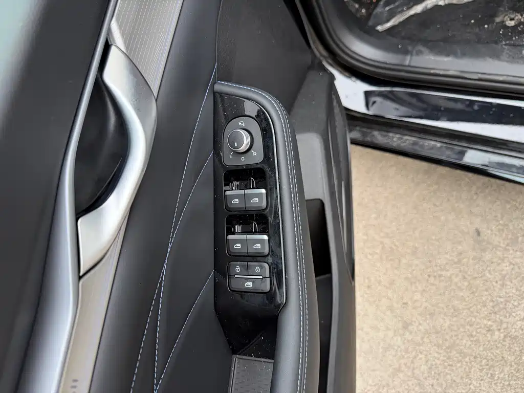 Geely Auto Preface 2026 Dongfang Yao 1.5TD Jinghong Edition 2025 - thumbnail 13