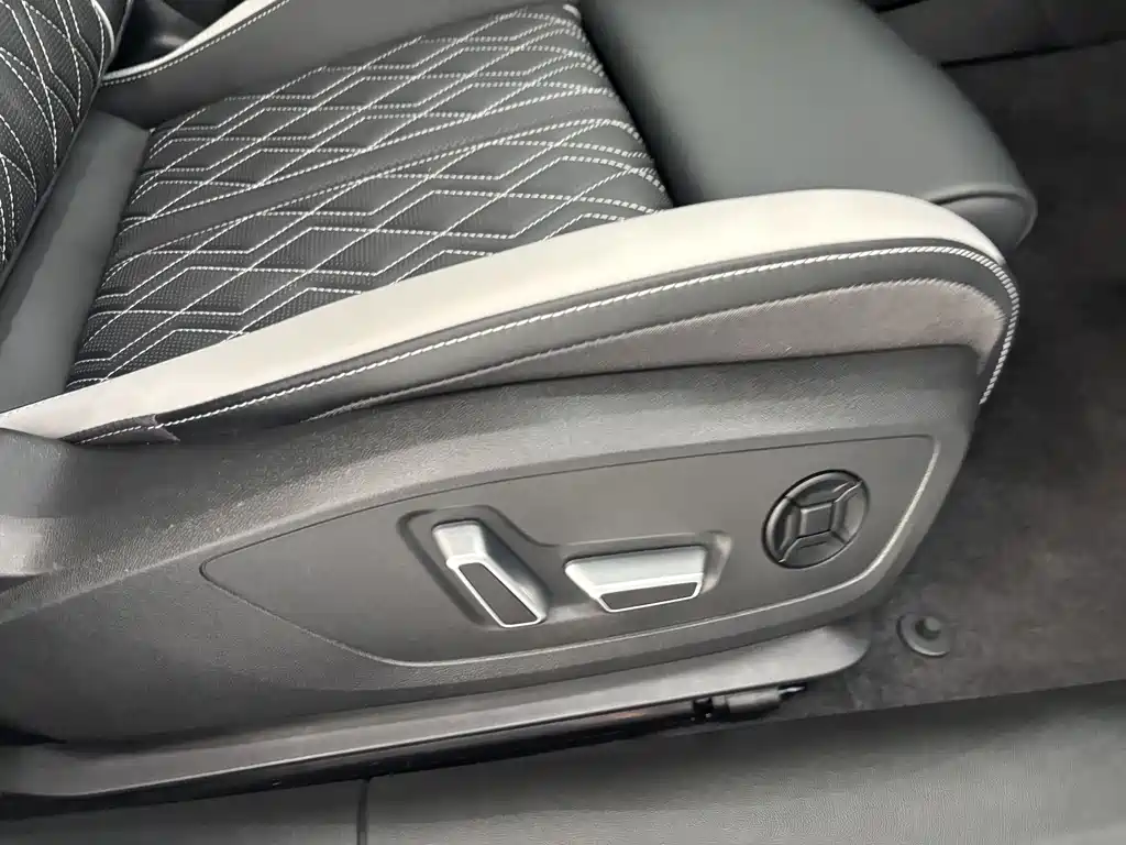 Audi Audi A5L 2026 2.0T Sport quattro 2025 - thumbnail 28