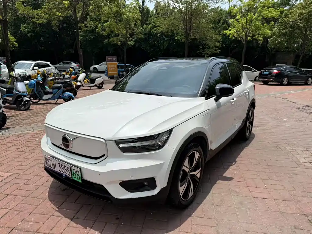 Volvo Volvo XC40 Recharge 2022 AWD Performance 2022 - thumbnail 3