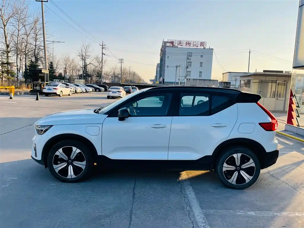 Volvo Volvo XC40 Recharge 2023 Long Range 2023 - thumbnail 3