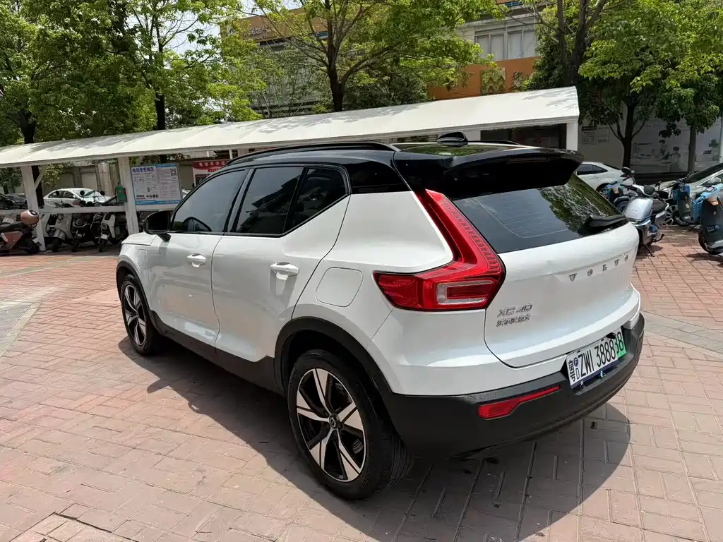 Volvo Volvo XC40 Recharge 2022 AWD Performance 2022 - thumbnail 8