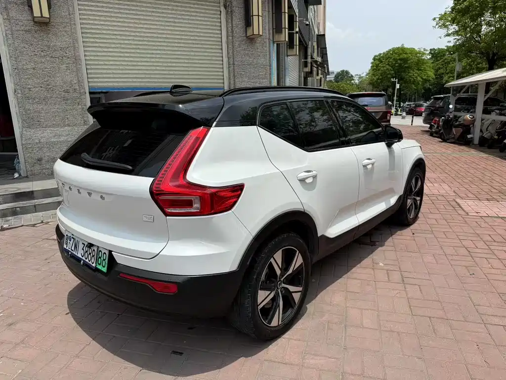 Volvo Volvo XC40 Recharge 2022 AWD Performance 2022 - thumbnail 9