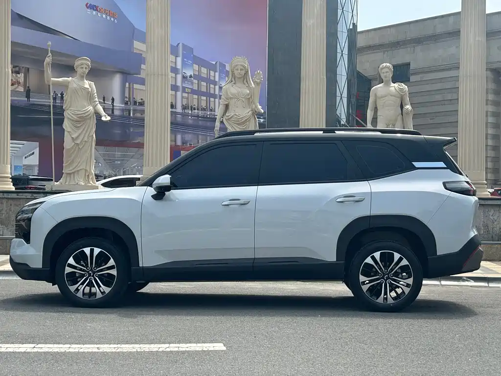 Wuling Motors Xingguang 560 2026 1.5T CVT Elite 2026 - thumbnail 4