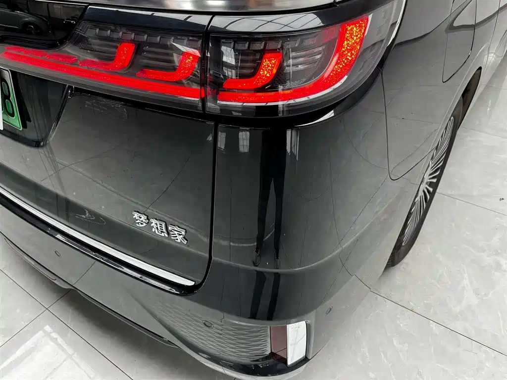 Voyah Voyah Dreamer 2025 PHEV AWD Prestige Kunpeng Edition 2025 - thumbnail 6