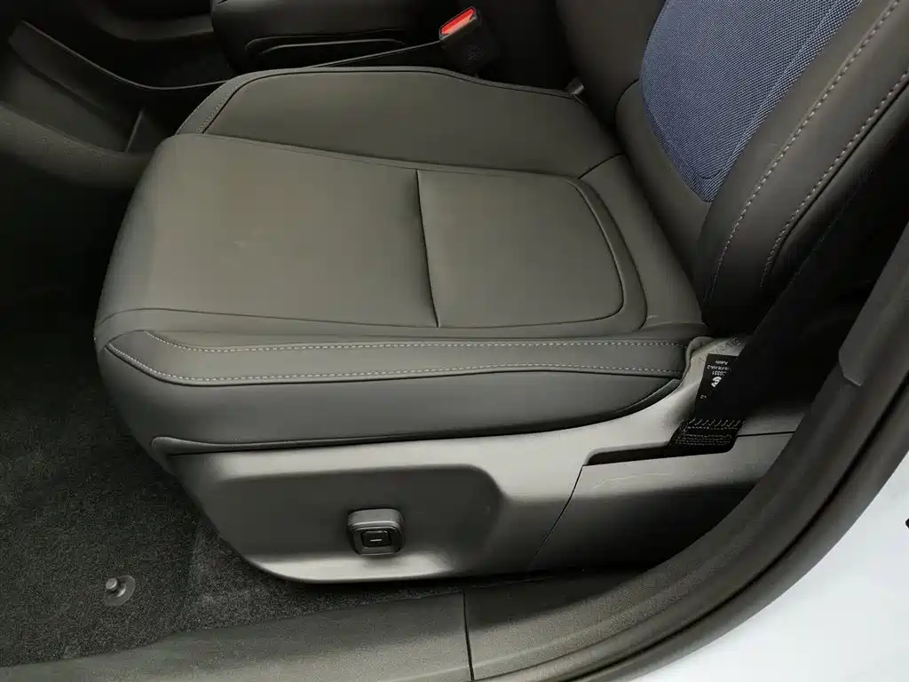 Volvo Volvo EX30 2025 Plus RWD Extended Range 2026 - thumbnail 20