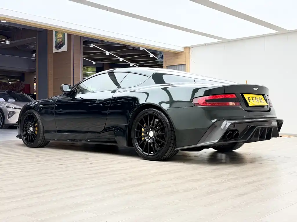Aston Martin Aston Martin DB9 2011 6.0L Touchtronic Coupe 2011 - thumbnail 7
