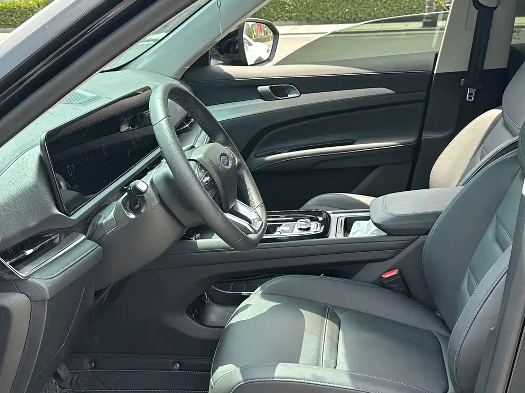 Ford Equator Sport 2025 EcoBoost 170 Elite 2024 - thumbnail 3