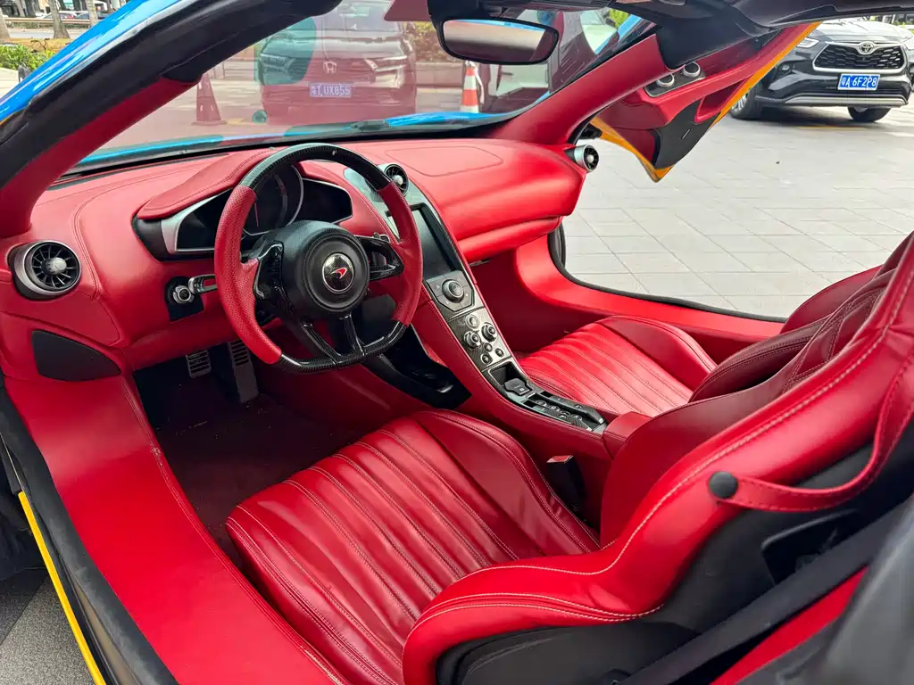 McLaren McLaren 12C 2013 3.8T Spider 50th Anniversary Edition 2015 - thumbnail 15