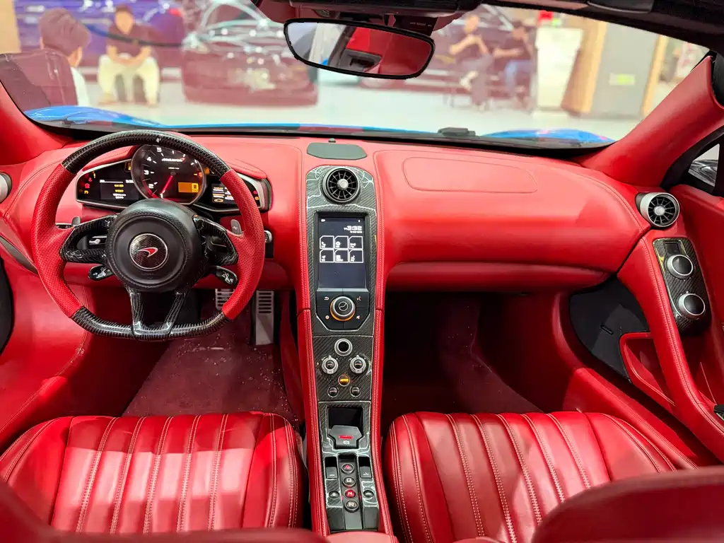 McLaren McLaren 12C 2013 3.8T Spider 50th Anniversary Edition 2015 - thumbnail 16