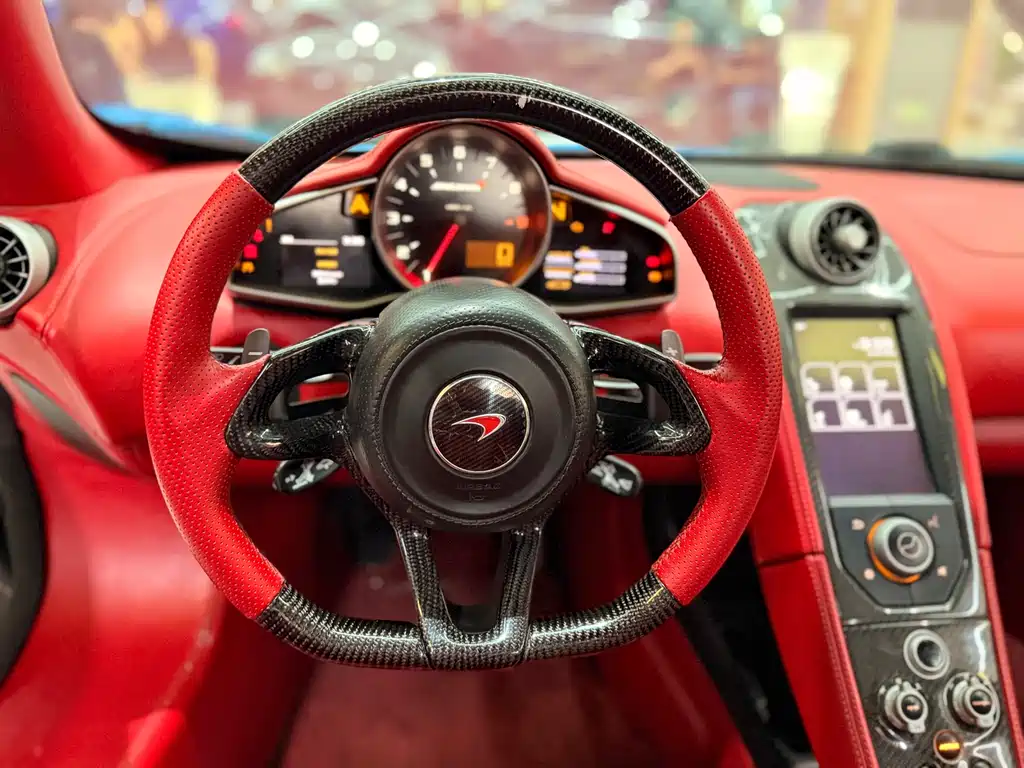 McLaren McLaren 12C 2013 3.8T Spider 50th Anniversary Edition 2015 - thumbnail 21