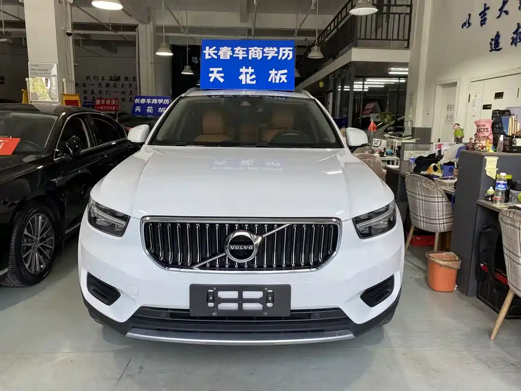 Volvo Volvo XC40 2021 T4 AWD Smart Fashion Edition 2021 - thumbnail 2