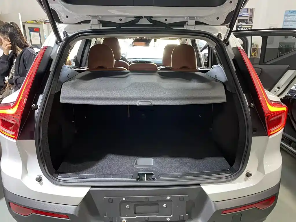 Volvo Volvo XC40 2021 T4 AWD Smart Fashion Edition 2021 - thumbnail 9