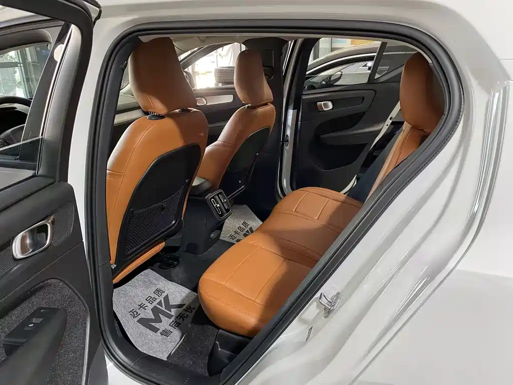 Volvo Volvo XC40 2021 T4 AWD Smart Fashion Edition 2021 - thumbnail 11