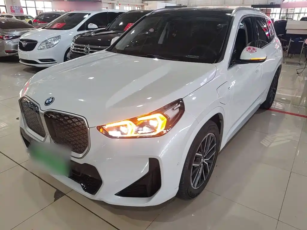BMW BMW iX1 2025 eDrive25L M Sport 2025 - thumbnail 2