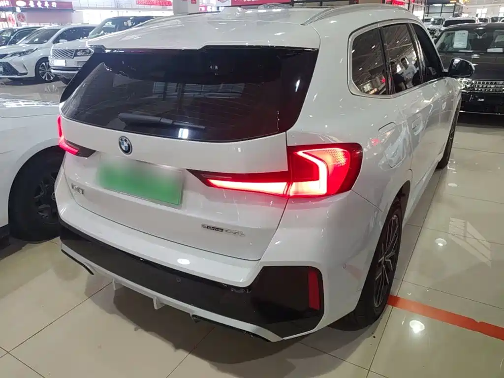 BMW BMW iX1 2025 eDrive25L M Sport 2025 - thumbnail 7