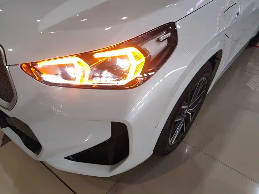 BMW BMW iX1 2025 eDrive25L M Sport 2025 - thumbnail 24