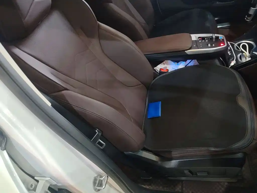 BMW BMW iX1 2025 eDrive25L M Sport 2025 - thumbnail 25