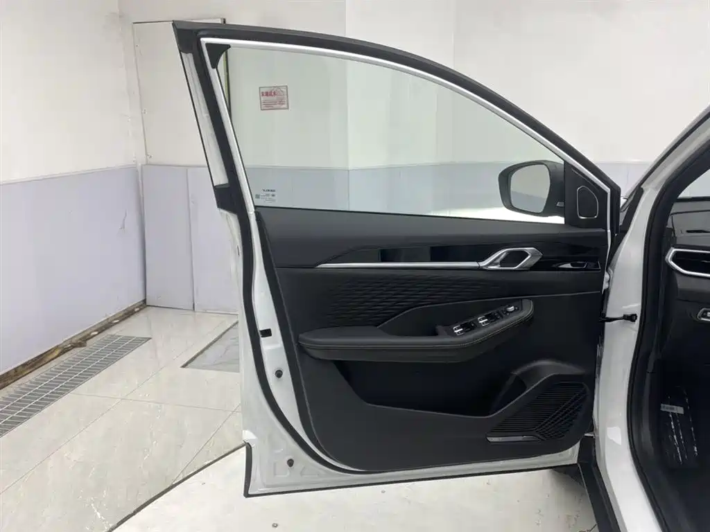 Geely Auto Geely Binyue 2025 Binyue L 1.5TD DCT Xingyao 2026 - thumbnail 16