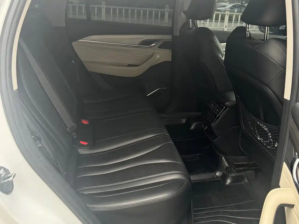 Geely Auto Xingyue L 2023 2.0TD High-Power Automatic 2WD Flagship 2023 - thumbnail 8