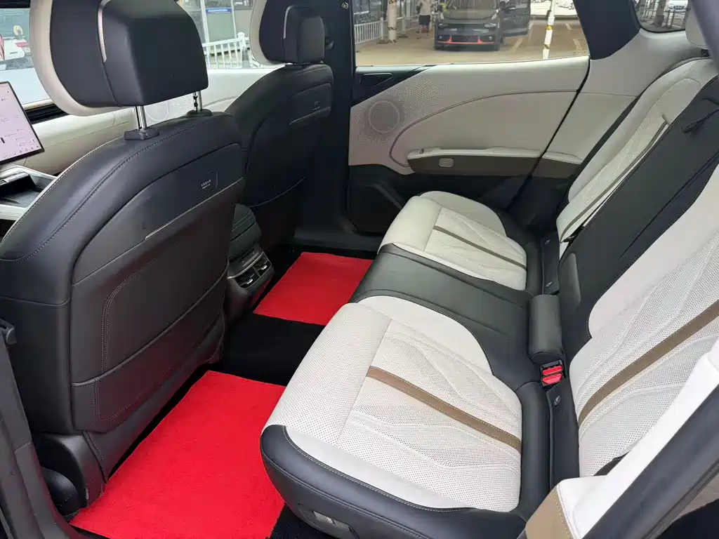 Zeekr Zeekr 007 GT 2025 Long Range AWD Intelligent Driving Edition 100kWh 2025 - thumbnail 5