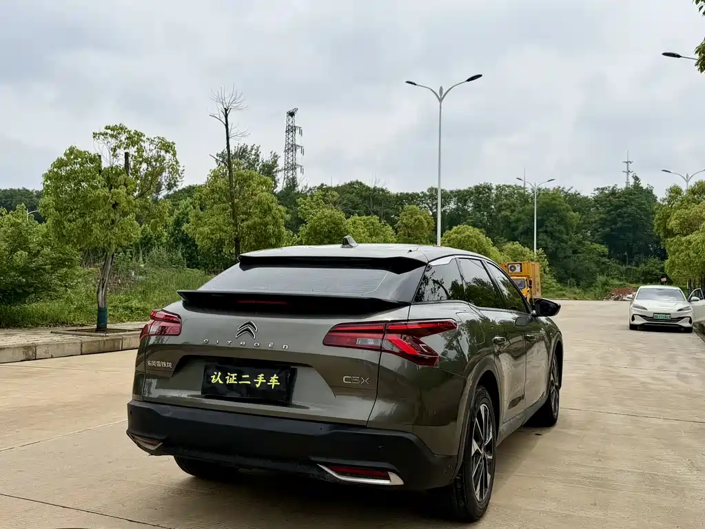Citroën C5 X 2022 1.6T Enjoy Extraordinary Year of the Tiger Edition 2022 - thumbnail 6