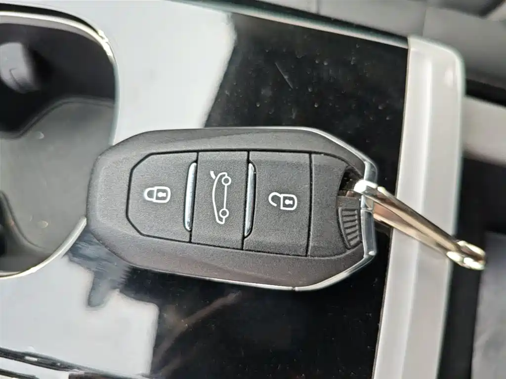 Citroen Citroen C5 X 2023 1.6T Enjoy 2024 - thumbnail 9
