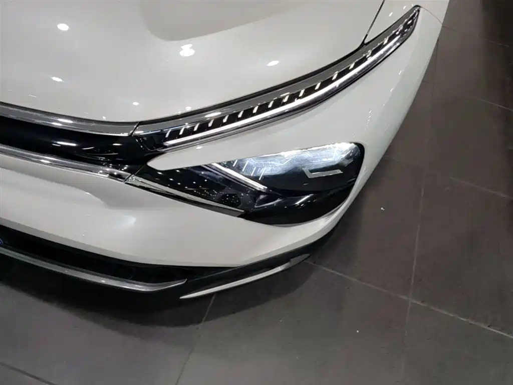 Citroen Citroen C5 X 2024 1.6T Enjoy 2024 - thumbnail 24