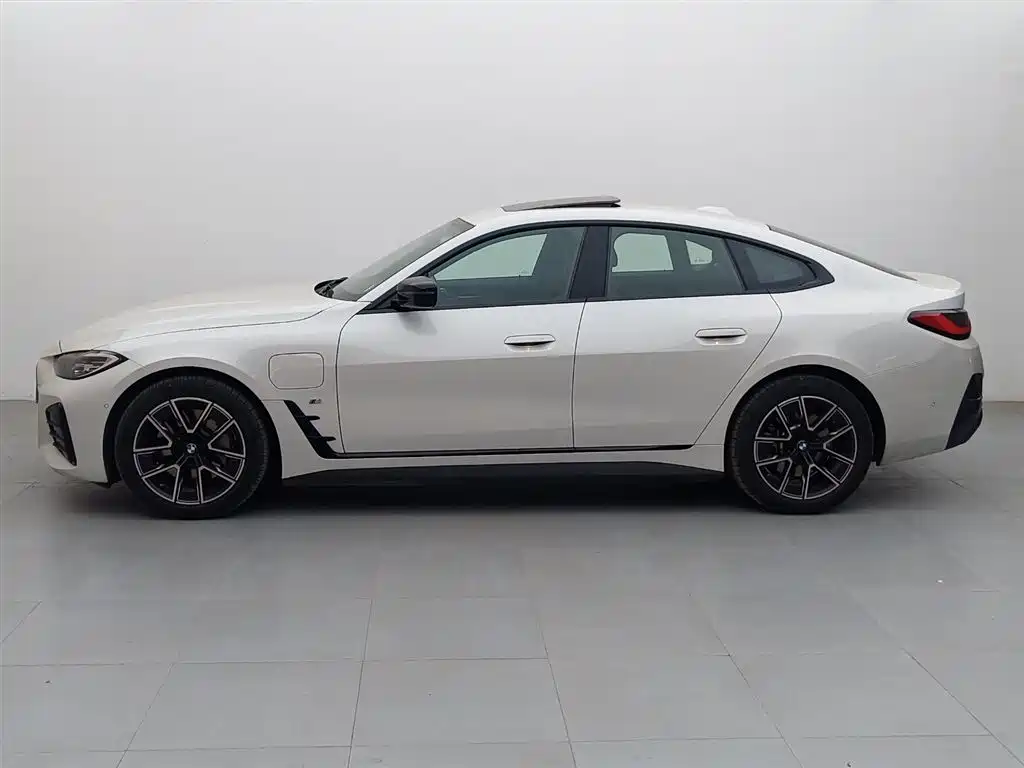 BMW BMW i4 2023 eDrive40 2025 - thumbnail 3