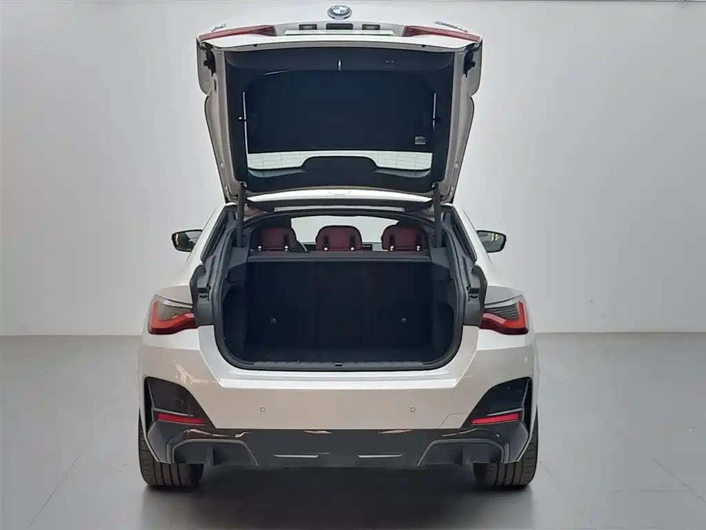 BMW BMW i4 2023 eDrive40 2025 - thumbnail 6