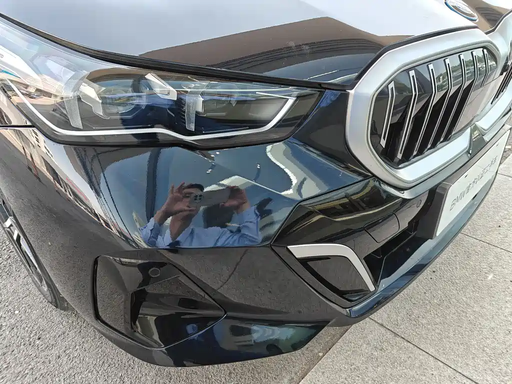 BMW BMW i5 2024 eDrive 35L Luxury M Sport Package 2025 - thumbnail 16