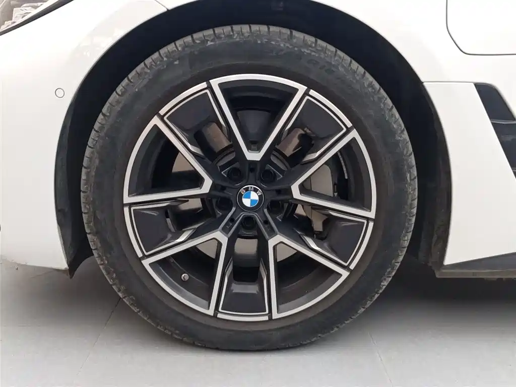 BMW BMW i4 2023 eDrive40 2025 - thumbnail 18