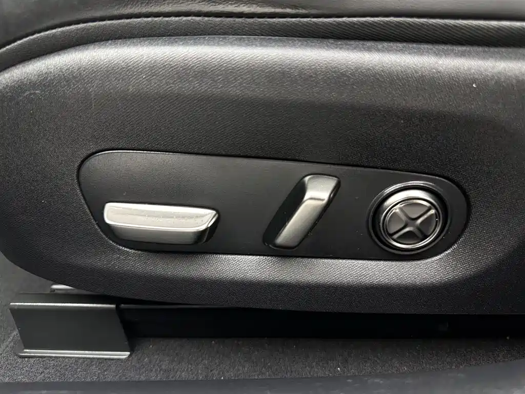 Xiaomi Auto Xiaomi SU7 2024 RWD Standard Founders Edition 2024 - thumbnail 26
