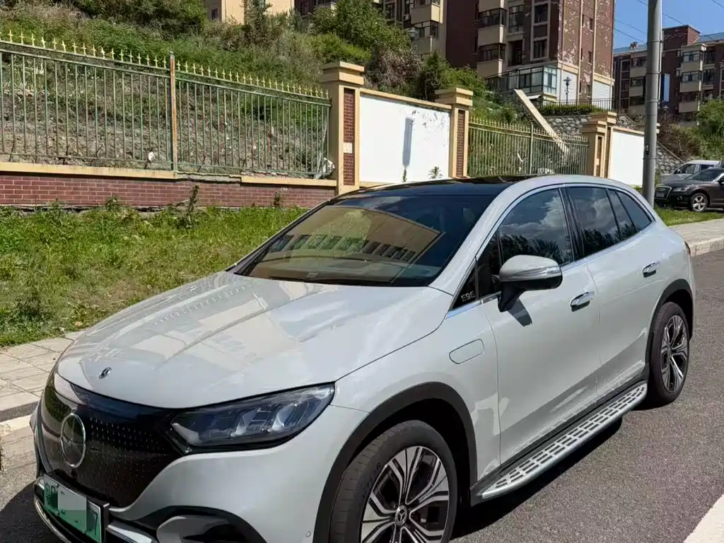 Mercedes-Benz Mercedes-Benz EQE SUV 350 4MATIC Luxury Edition 2023 - thumbnail 2