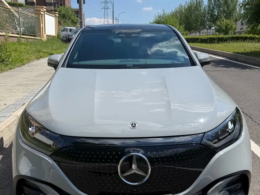Mercedes-Benz Mercedes-Benz EQE SUV 350 4MATIC Luxury Edition 2023 - thumbnail 3