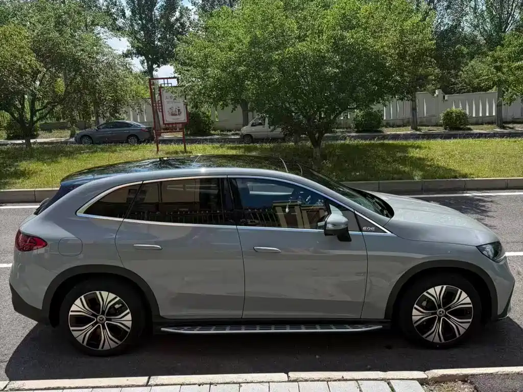 Mercedes-Benz Mercedes-Benz EQE SUV 350 4MATIC Luxury Edition 2023 - thumbnail 5